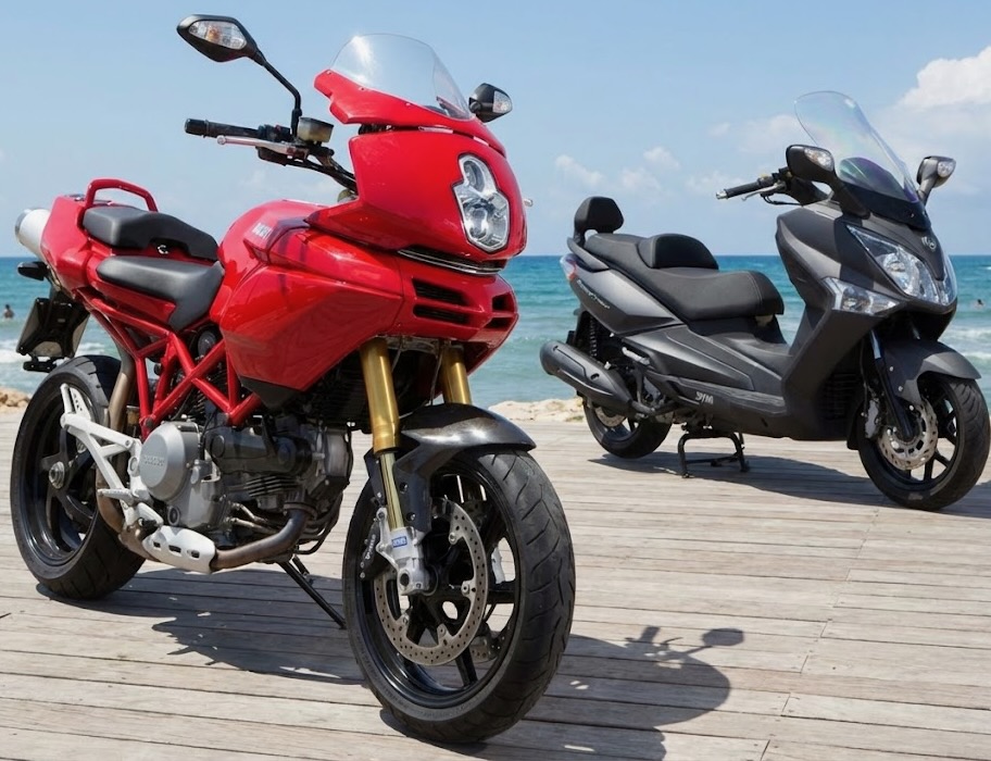 Op je 59ste lekker rijden op een Ducati. 